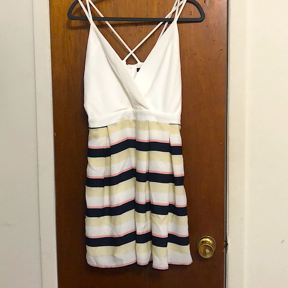 Cals Summer Dress Size L Sleeveless
